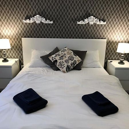 Corvin Park Residence Budapest Bagian luar foto