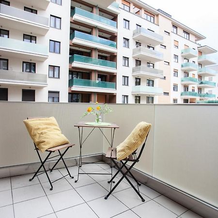 Corvin Park Residence Budapest Bagian luar foto